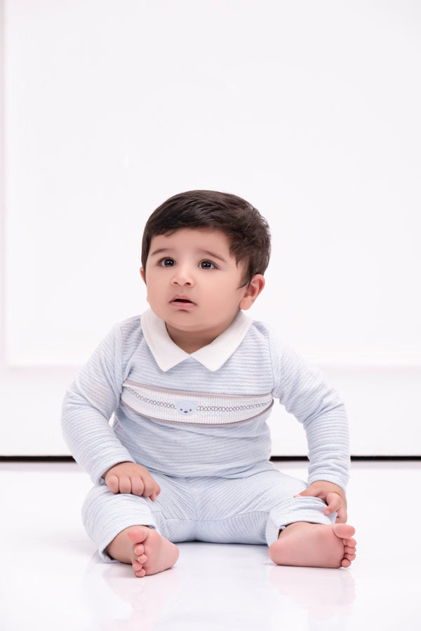 JERRY 2-PIECE TEXTURED SET  WITH SMOCKED DETAILING